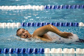 swimmer-659906__180